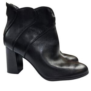 Adrienne Vittadini Black Leather Booties Size 8 Tabby Heeled Boots